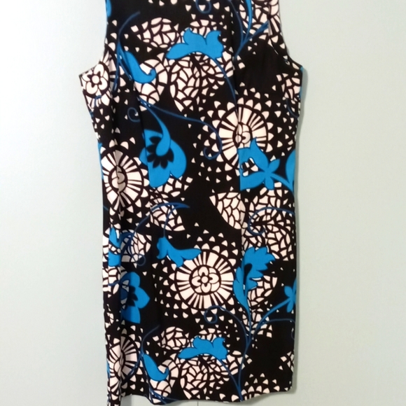 Kim Rogers Dress Black White Blue Size 14‎ Floral Sleeveless Stretchy - Picture 1 of 8